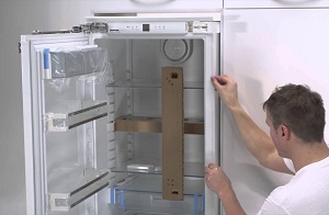 Установка встраиваемого холодильника в Нефтеюганске